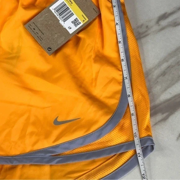 Nike NWT Running 3 Inch Dri-Fit Icon Tempo Womens Size Small Shorts DX0177-717 - Picture 5 of 9